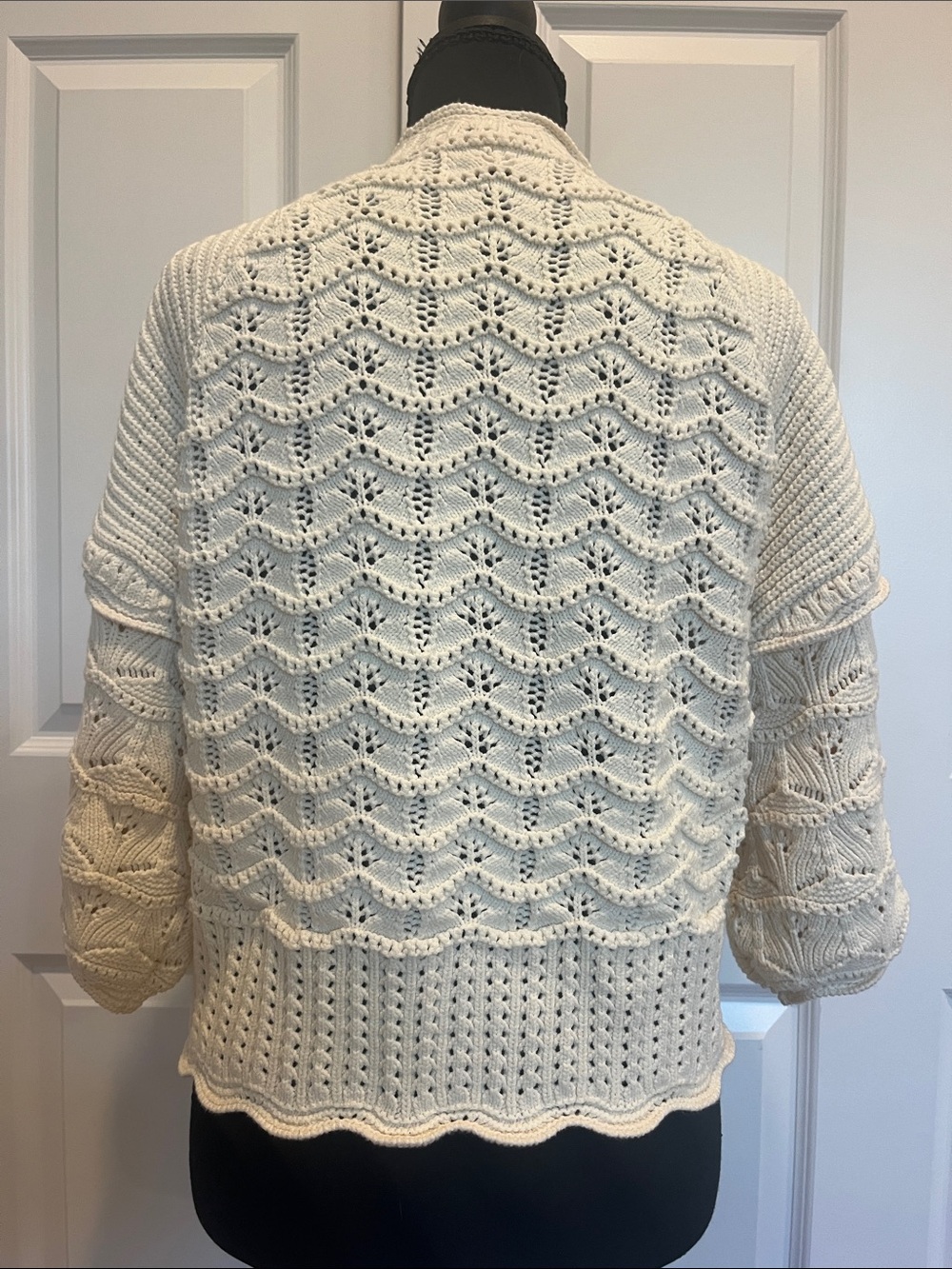 Veronica Beard Ivory Crochet Knit Button-Front Women's Cardigan Sweater - Picture 2 of 6